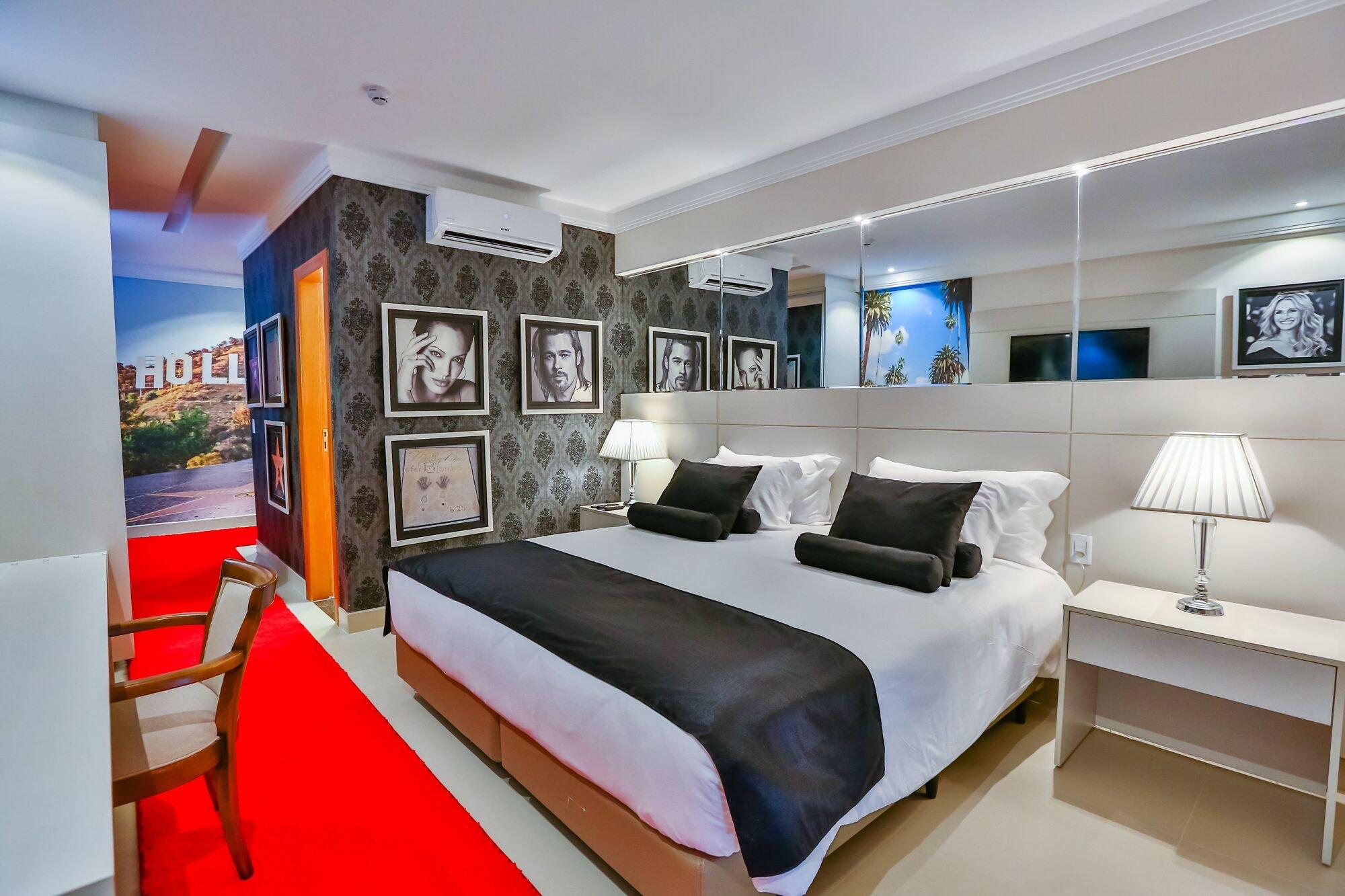 Golden Lis Hotel Boutique 戈亚尼亚 外观 照片 A room at the hotel