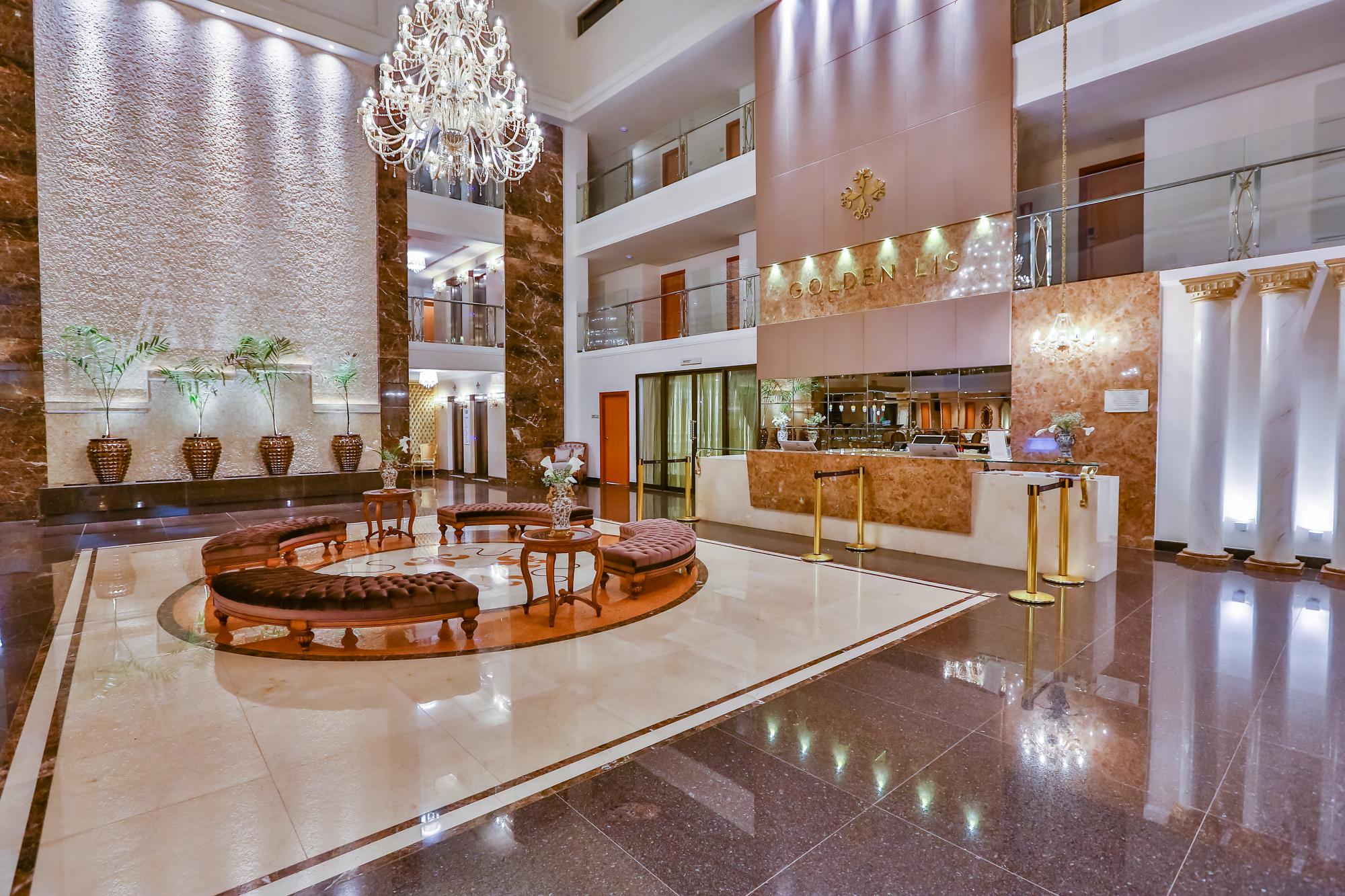Golden Lis Hotel Boutique 戈亚尼亚 外观 照片 Lobby