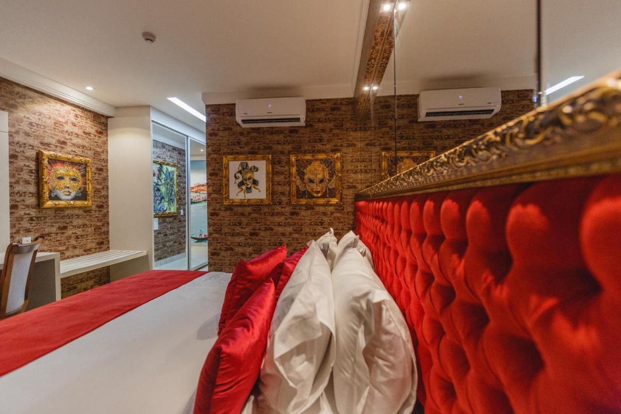 Golden Lis Hotel Boutique 戈亚尼亚 外观 照片 Interior of the restaurant